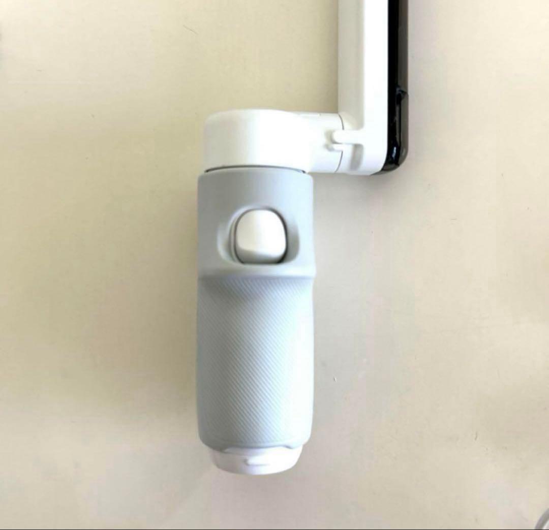 【美品 】insta360 Flow スマートフォン用AIスタビライザー