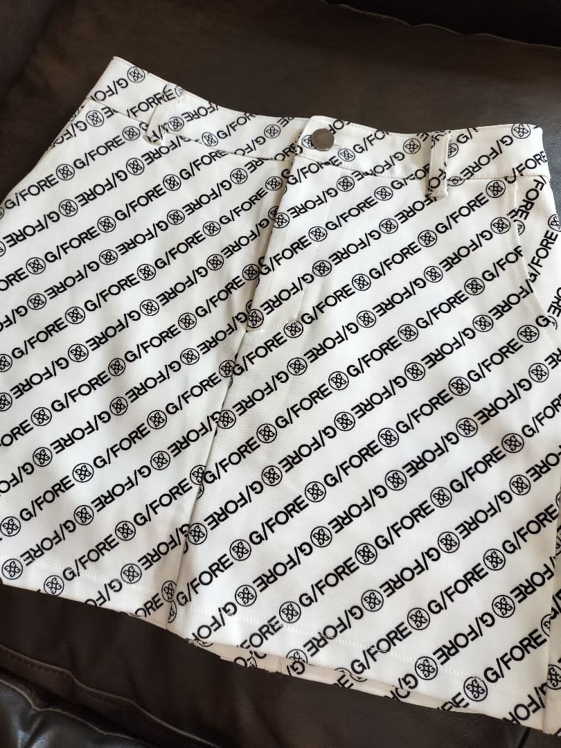 【新品】G/FORE ♥️ロゴプリントスカート