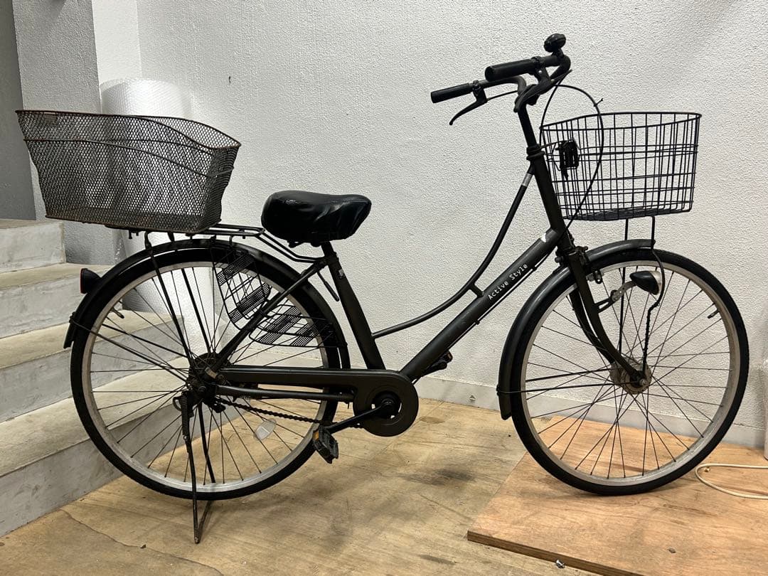 シティサイクル ブラック 26インチ 前後カゴ付き