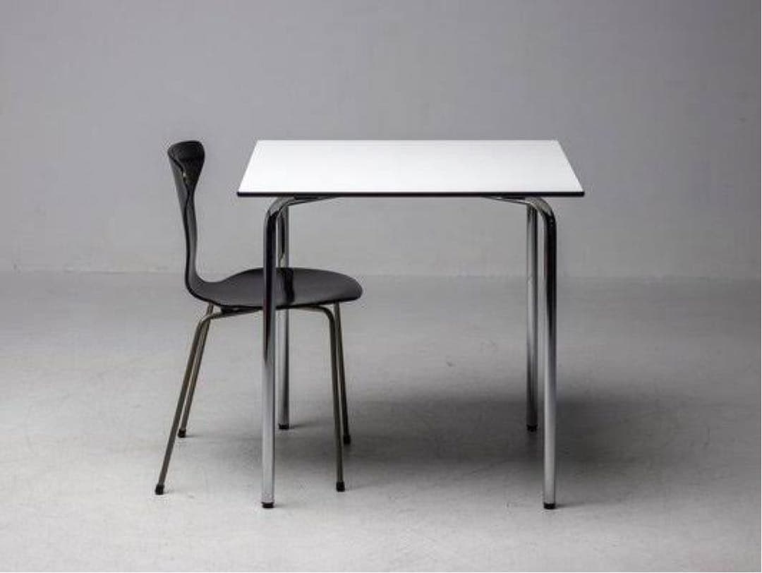 vitra ヴィトラ　HAL ハルテーブルスクエア　北欧スタイル　モダン　美品