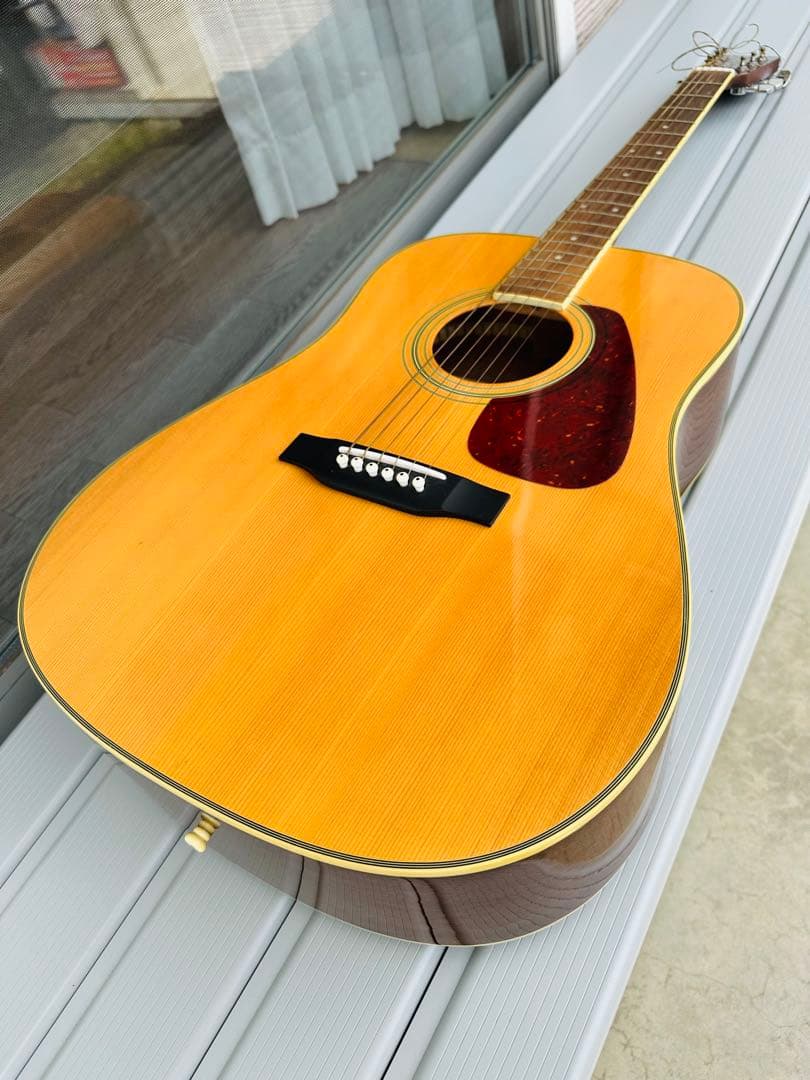 超美品ほぼ未使用Morris MD-251N アコースティックギター