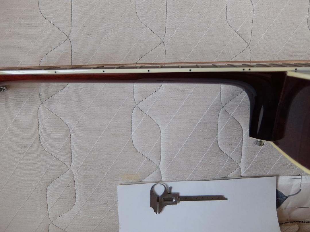 James アコースティックギター サンバースト　初心者向け