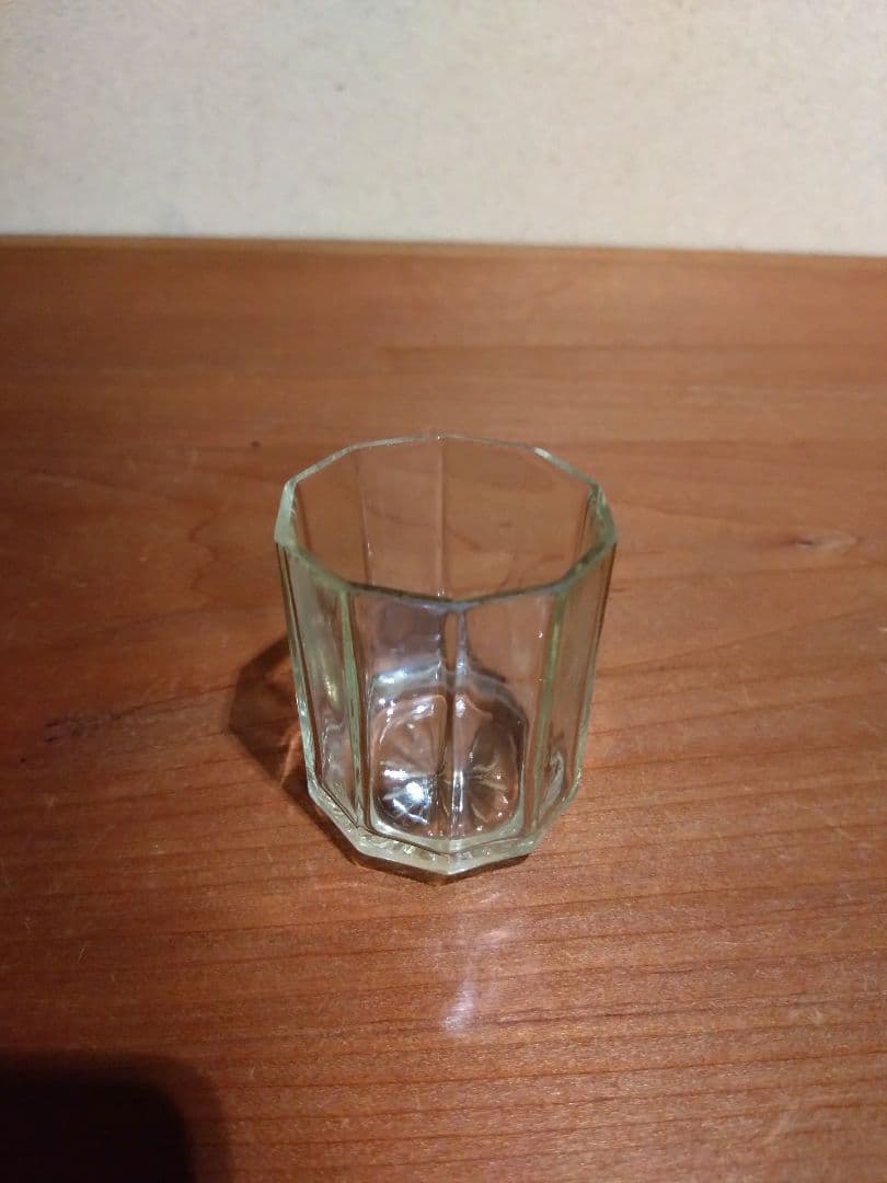 明治ガラス 型吹 10角 猪口