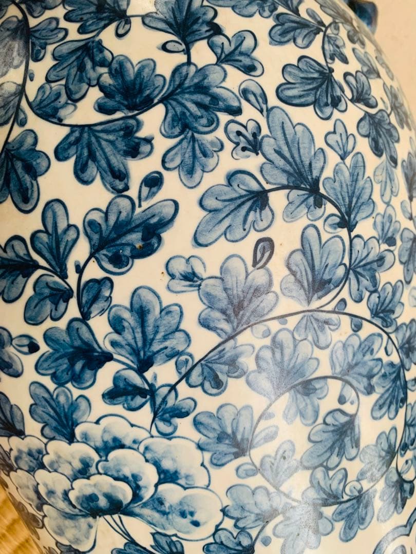 中国清時代染付大壺（銘があり)