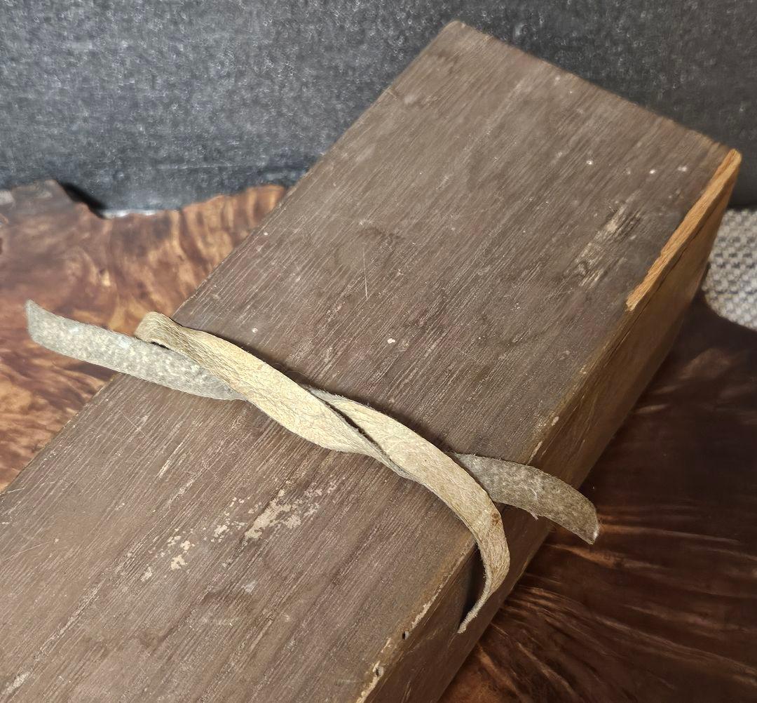 【時代古作品❗】明治時代　白磁　観音立像 観音像　観音様　伝世時代箱　仏教美術