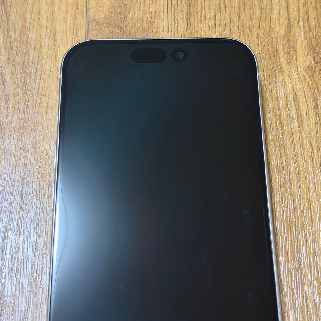 Apple iPhone 15Pro ホワイトチタニウム 128GB