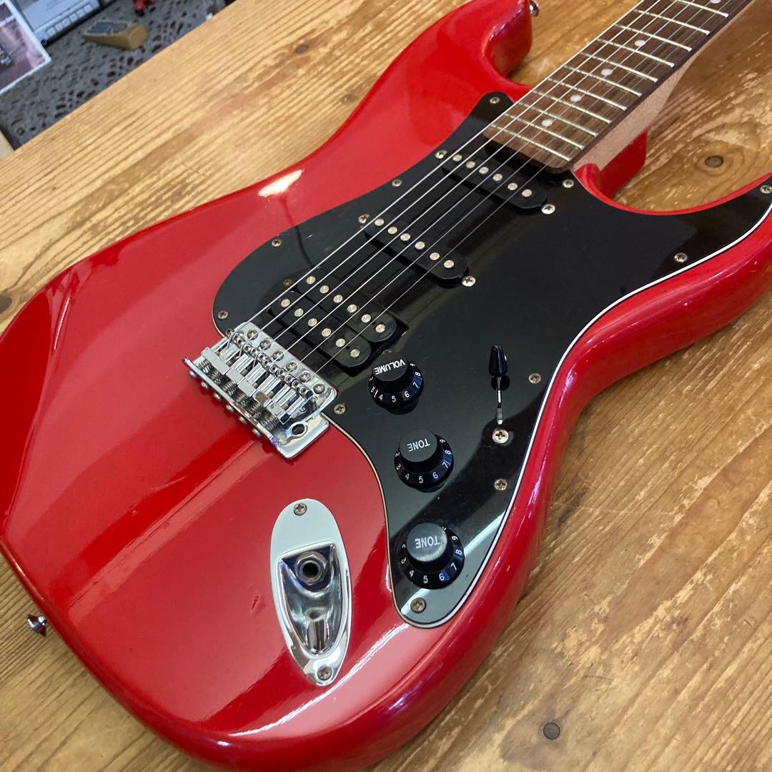 エレキギター　ストラトタイプ