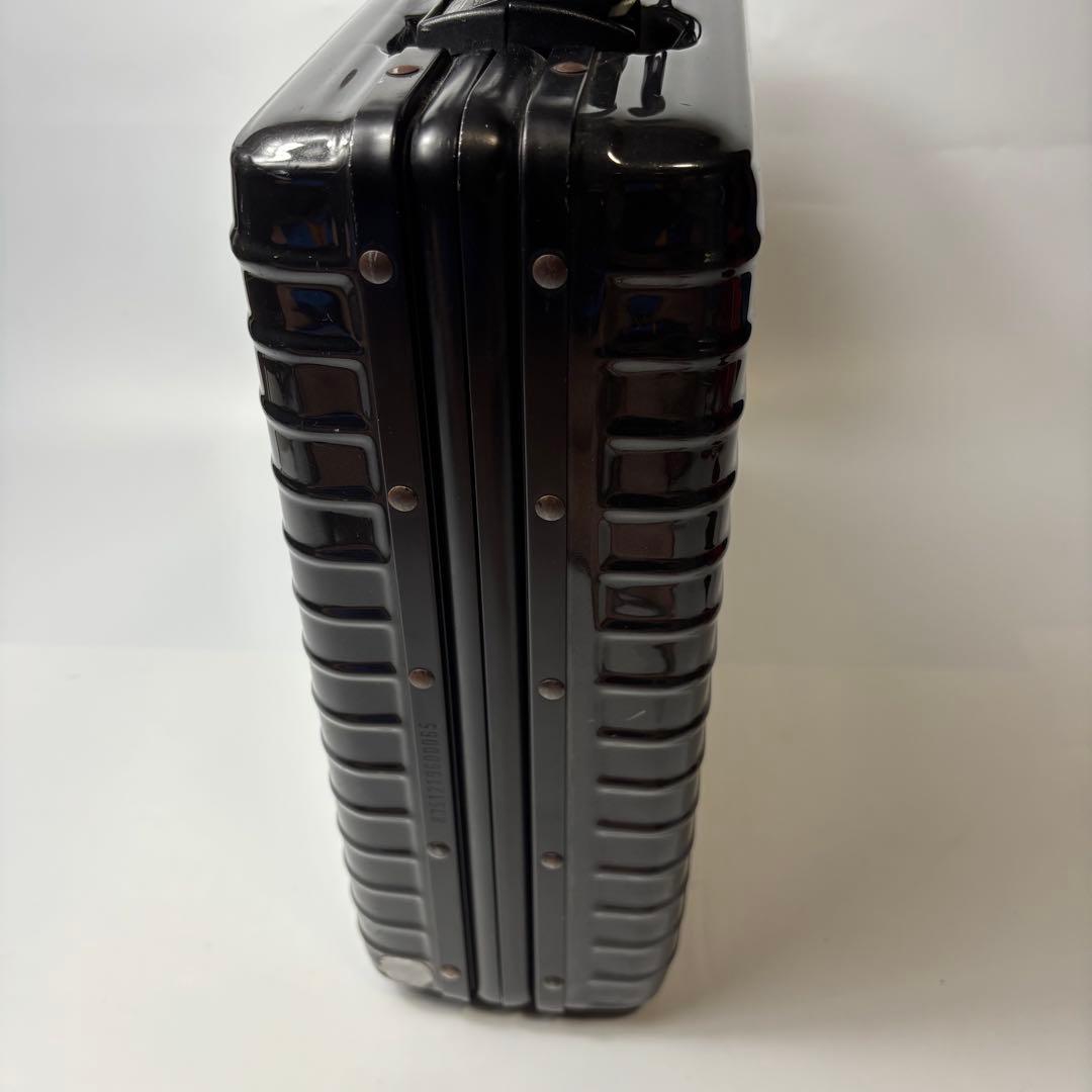 A4可 RIMOWA アタッシュケース 大容量 ビジネス 旅行　黒