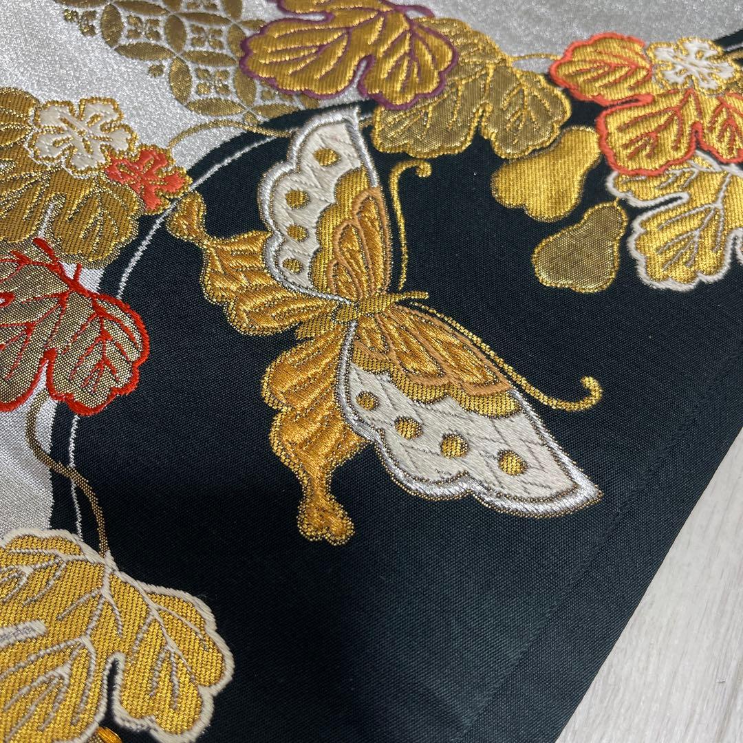あらら様上質正絹豪華 ラメ、薔薇、蝶々 ゴージャス柄