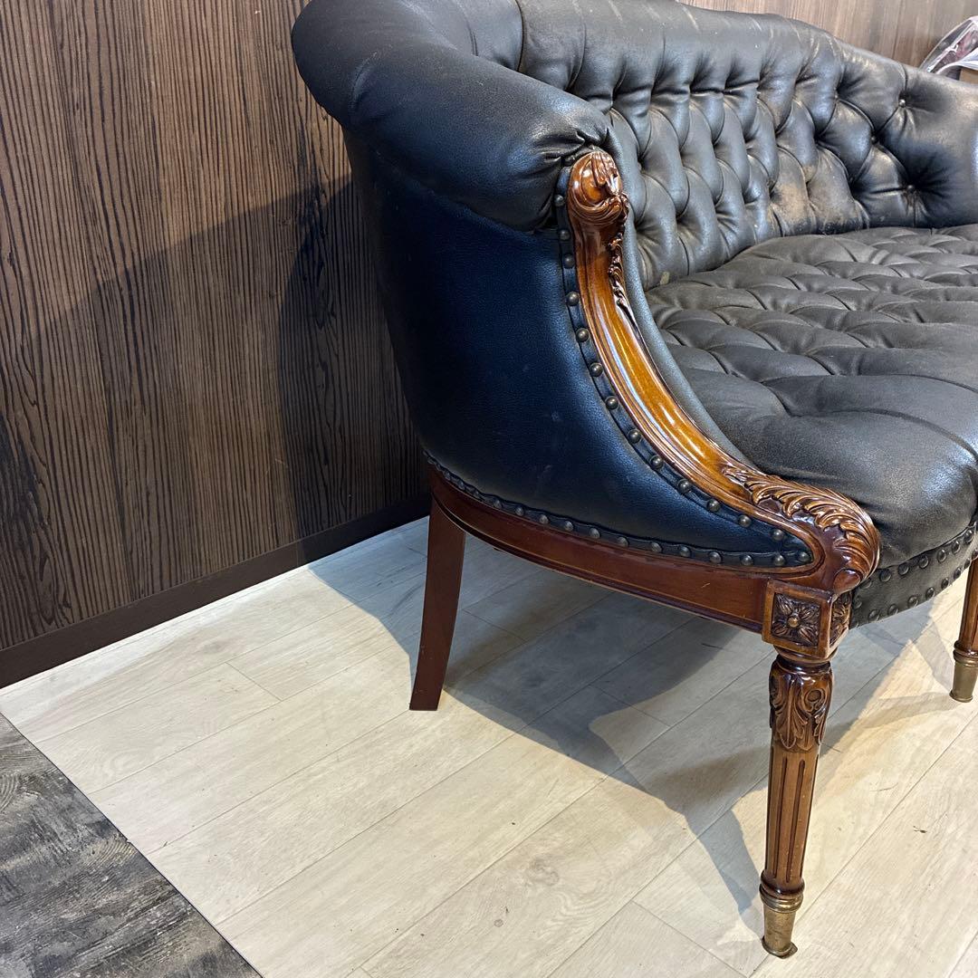 クラシックレザーソファ