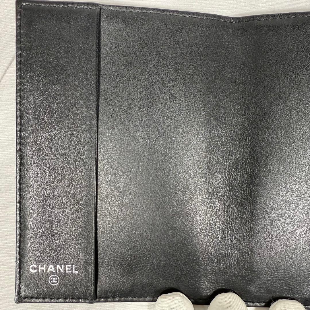【良品】CHANEL マトラッセ レザー パスポートケース ブラック