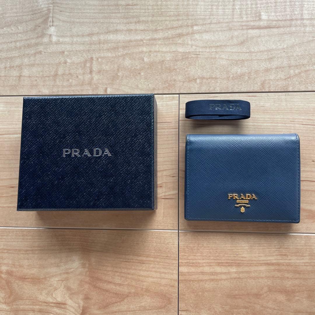 PRADA ネイビー 二つ折り財布 箱付き