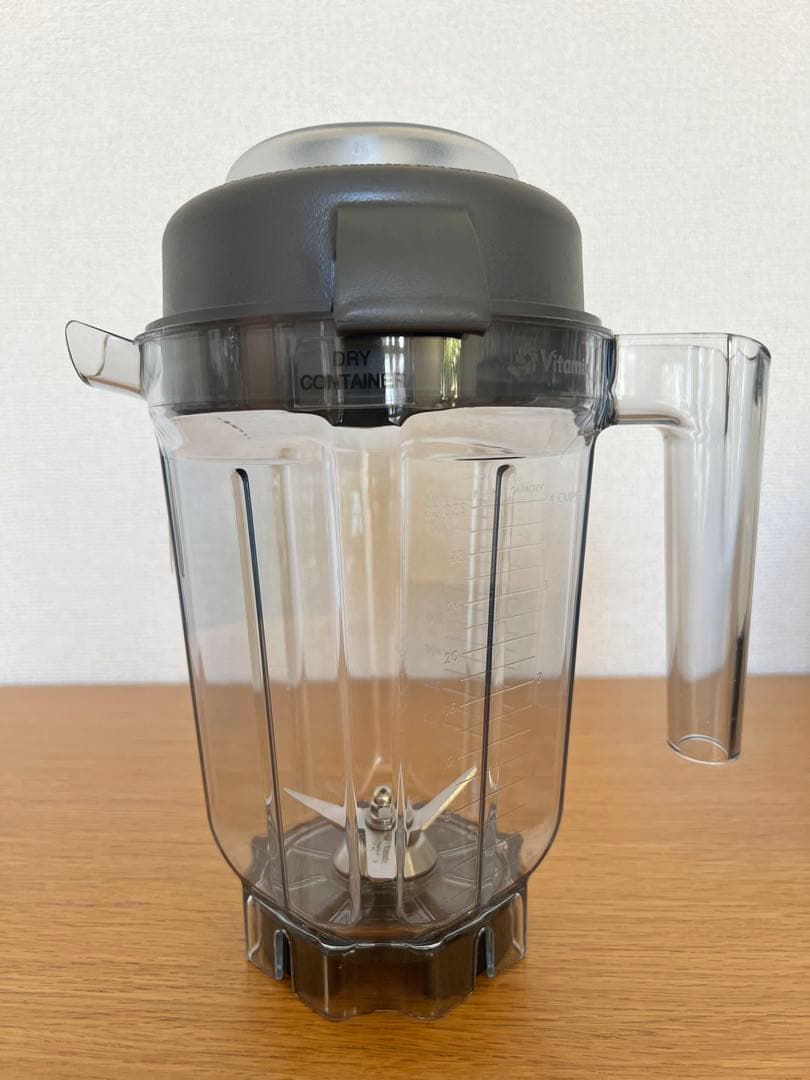 Vitamix ホワイトミキサー 10段階調整　ドライコンテナ付　2020年製