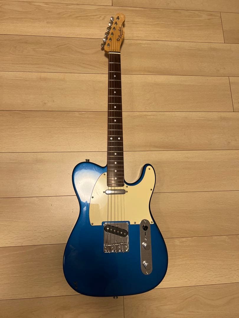 バッカス　エレキギター　青　RADWIMPS