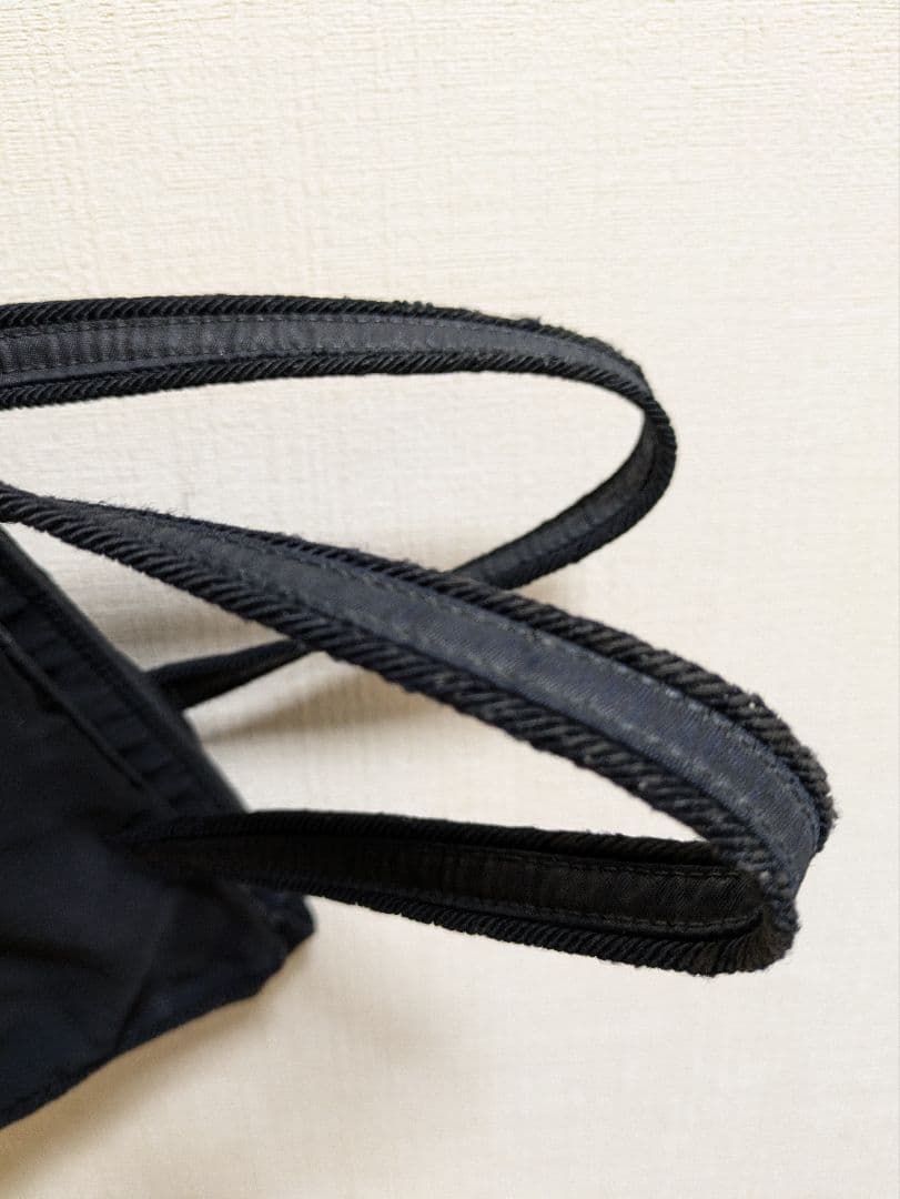 ゆうりです　PRADA 黒 ナイロン トートバッグ