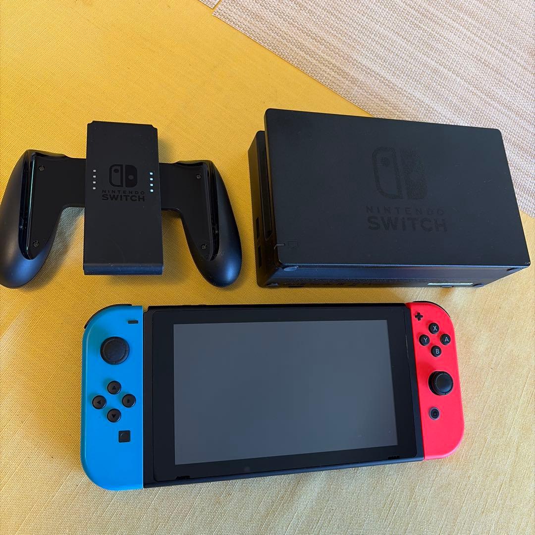美品⭐︎Nintendo Switch 本体　ドック　青/赤 ジョイコン付き