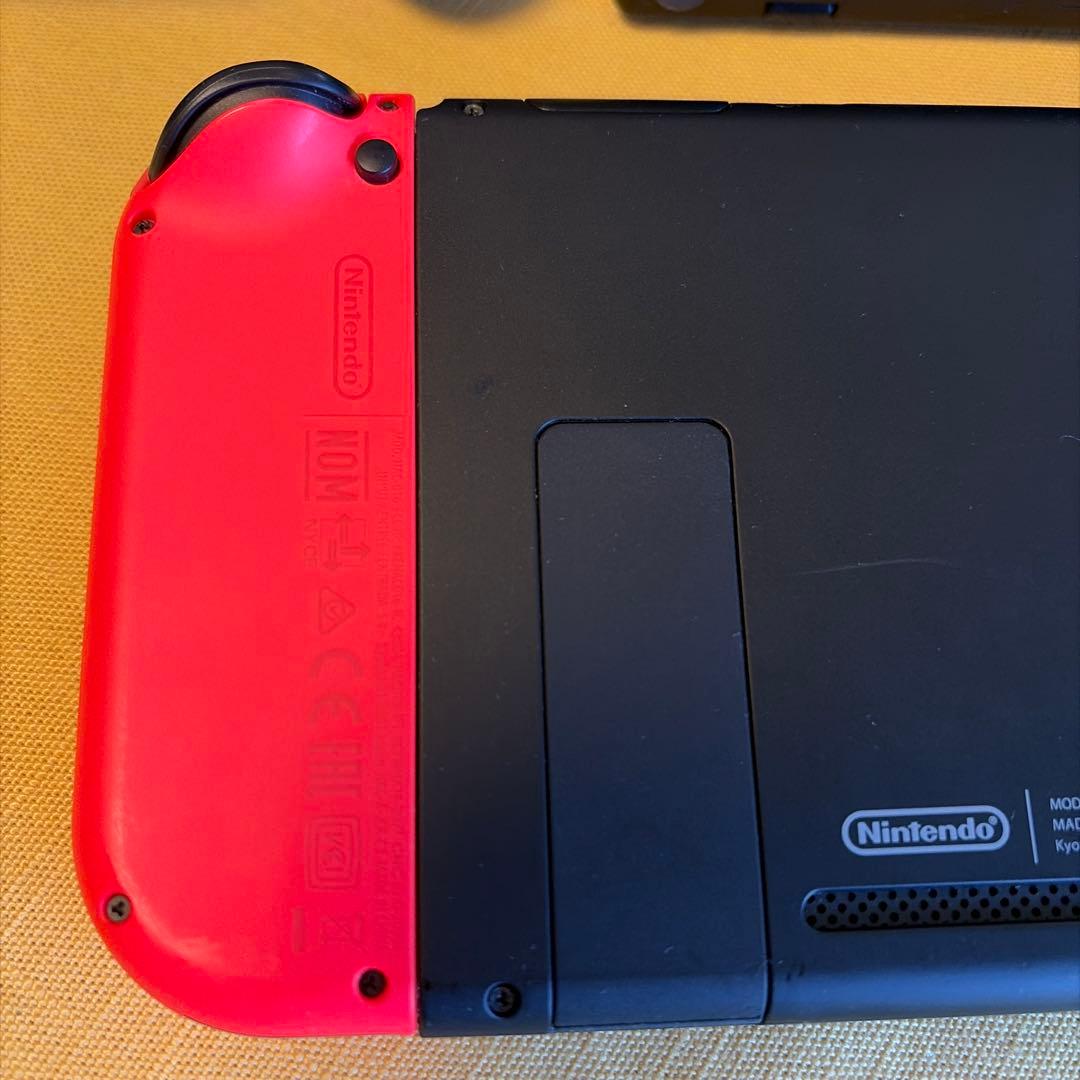 美品⭐︎Nintendo Switch 本体　ドック　青/赤 ジョイコン付き