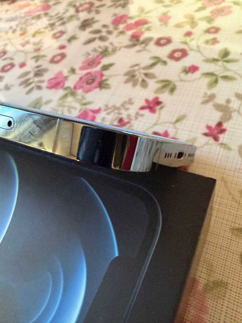 【美品】Apple iPhone12Pro パシフィックブルー SIMフリー