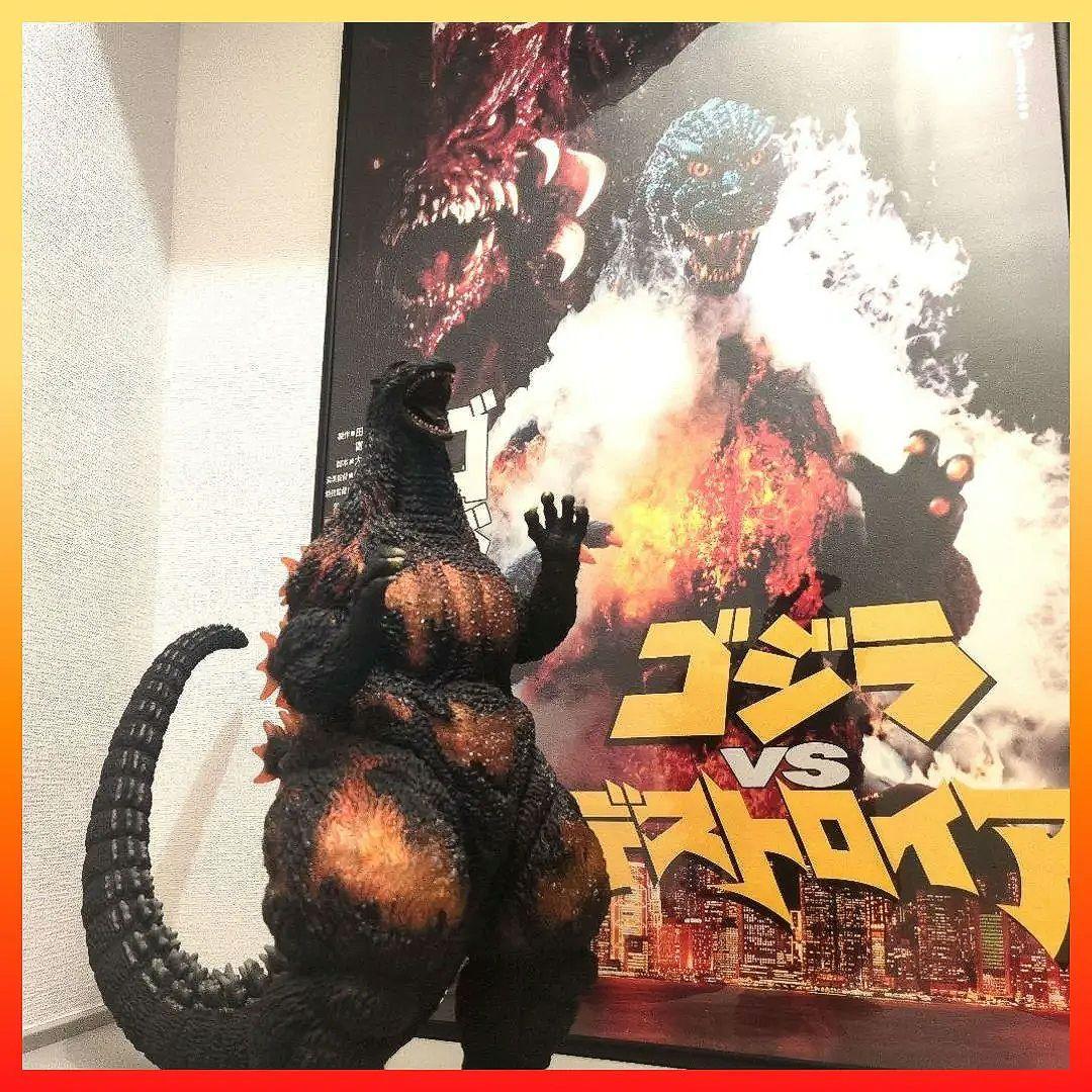 【激レアセット】ゴジラストア限定 バーニングゴジラ＆当時物 B2ポスター