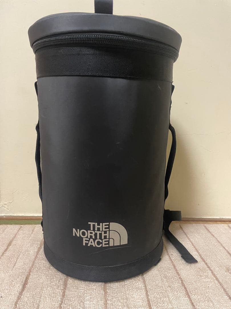 【激レア】ノースフェイス　座れるリュック　バックパック