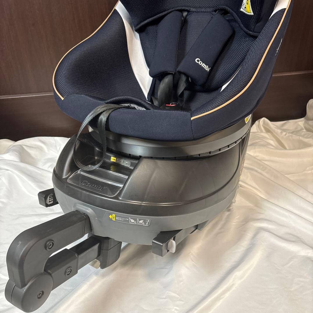 【極美品】コンビ クルムーブスマートエッグショック ISOFIX JL-590