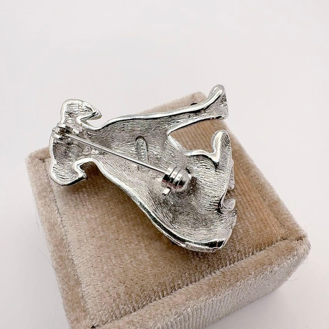 ⭐️SALE⭐バーバリー　ブローチ　犬　ドッグ　ダルメシアン　シルバートーン