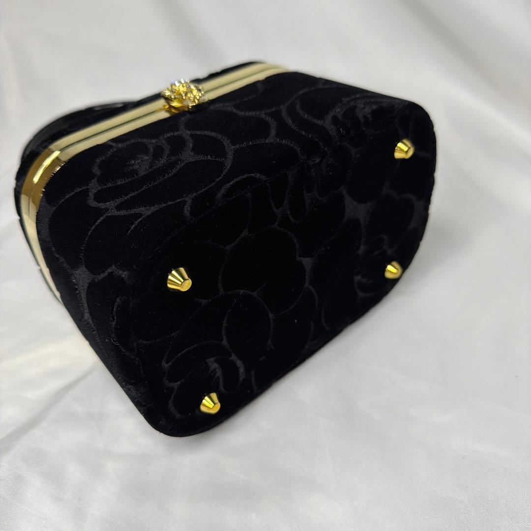 新品未使用　振袖用　ベルベット　2026年　草履　バッグ　セット　黒　フリー