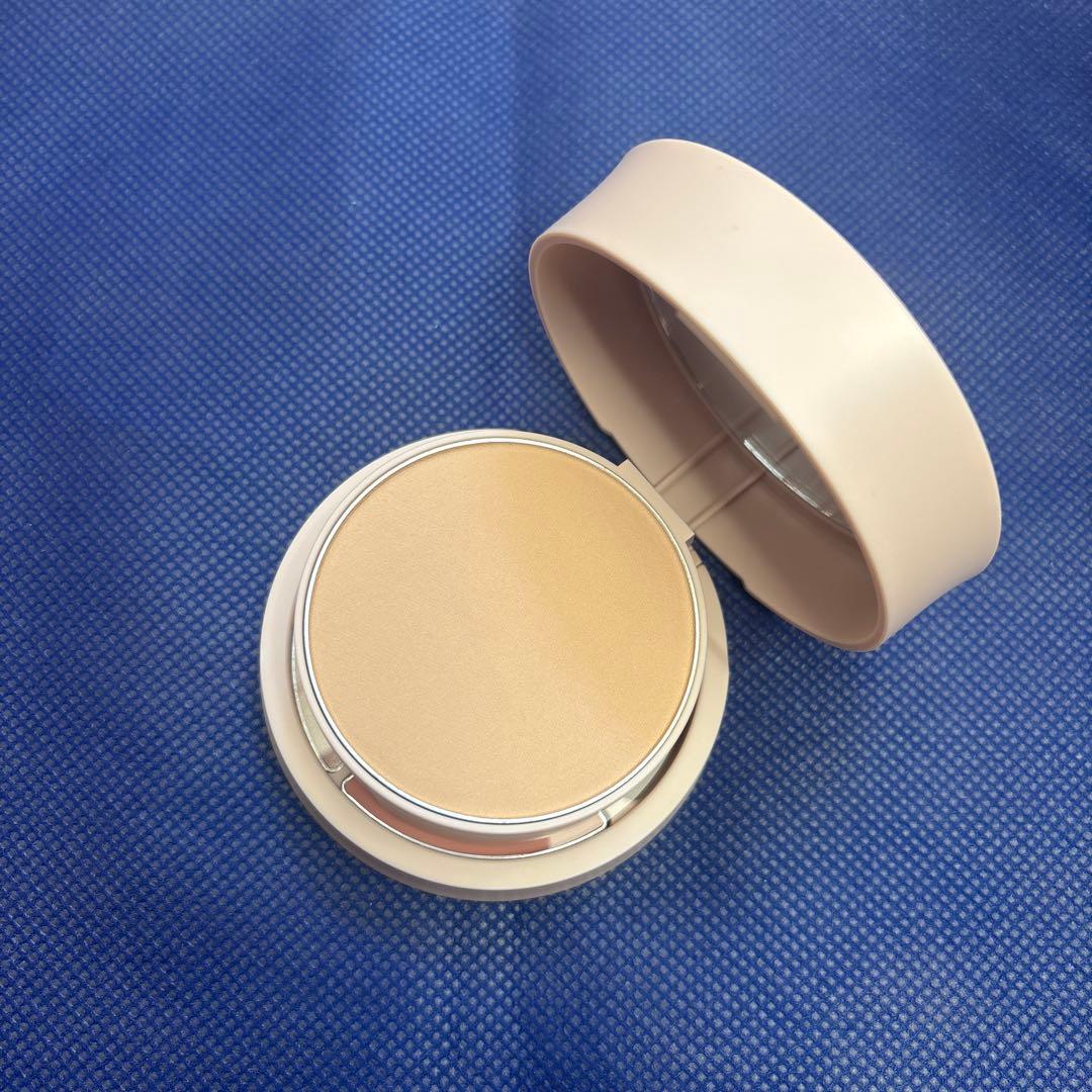 完売品コンシーラーチークファンデーション40 エフォートレスシック限定品