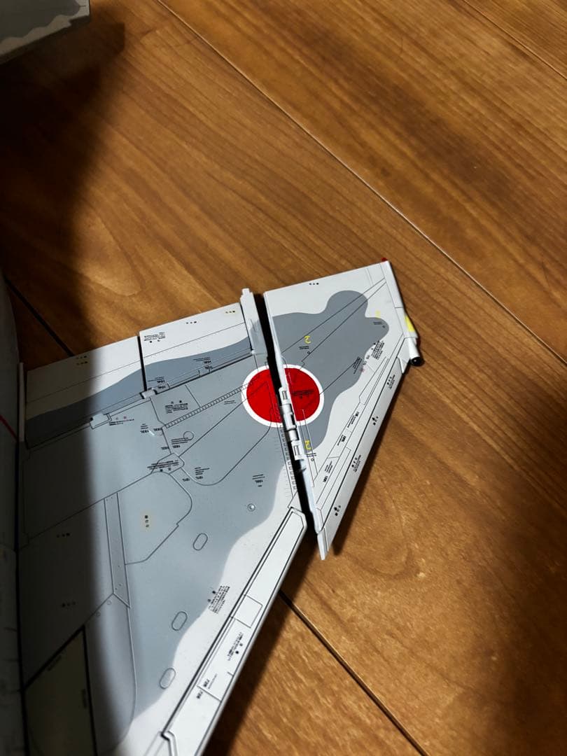 F-4EJ改をつくる(完成品) 一部破損あり・プラスチック製のクリアケース付き