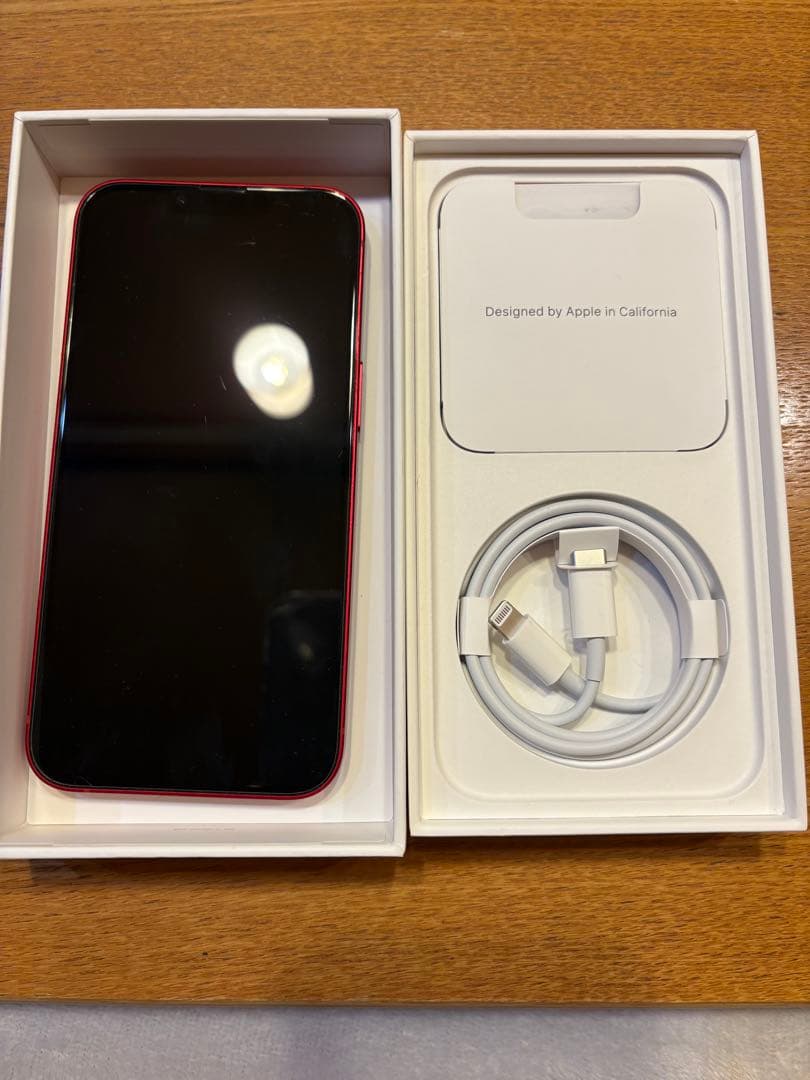 Apple iPhone 13 (Product Red) 本体