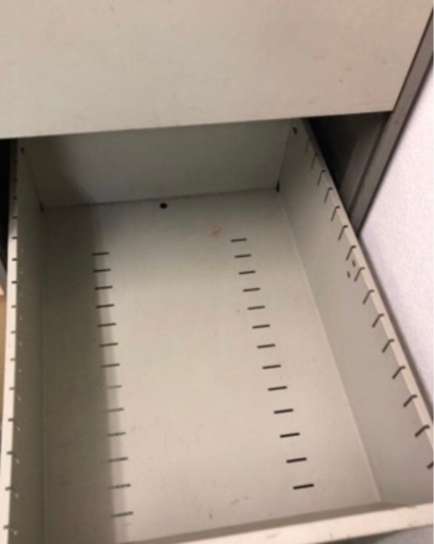 TOYOSTEEL キャビネット　オフィス用品