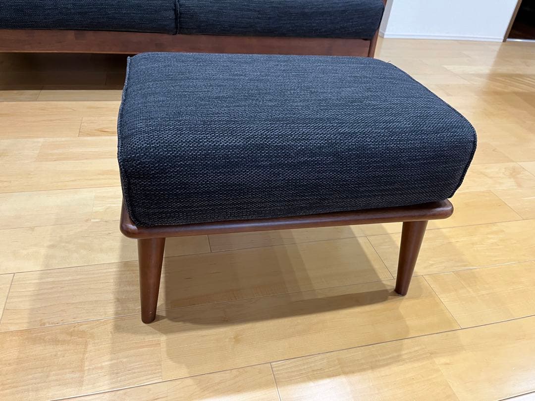 フジシ　3P　ソファ　スローライフ　ブラック　ウォールナット　オットマン