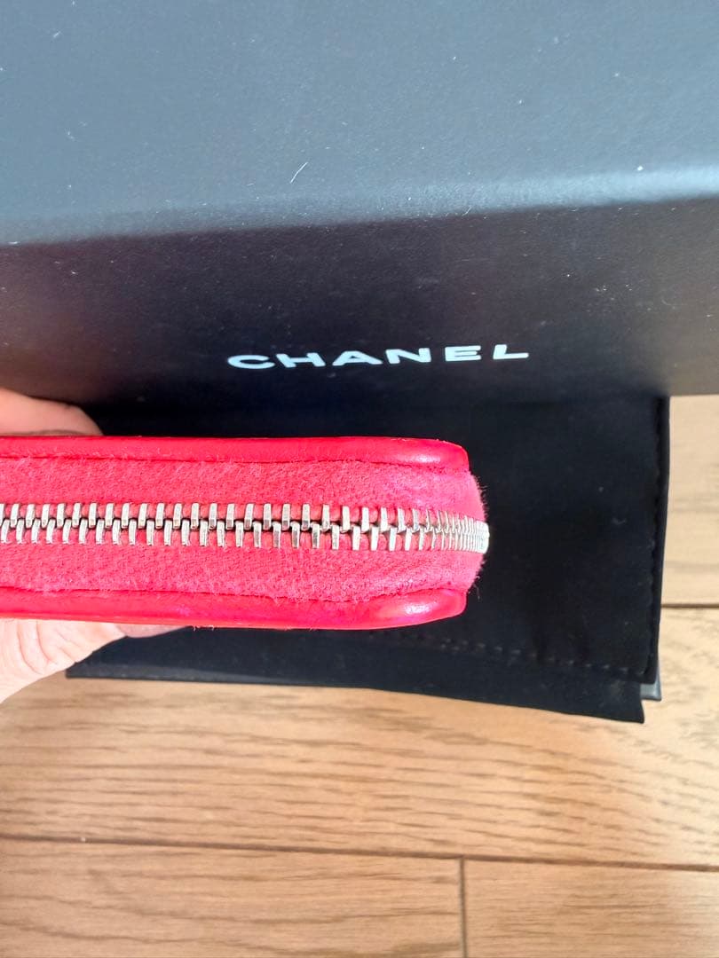 CHANEL 赤 ケース ラムスキン ココマーク