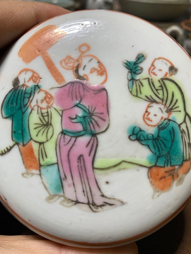 中国清時代　蓋物　粉彩　色絵  中国古玩　骨董品
