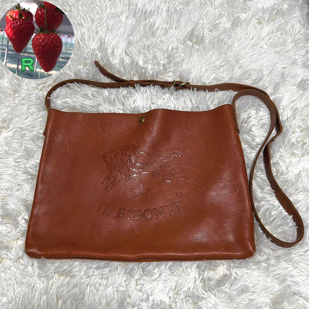 良品✨イルビゾンテ ショルダーバック レザー 肩掛け ビックロゴ型押し