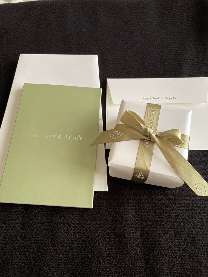 ヴァンクリーフ&アーペル　ペルレ　リング　スモール　ローズゴールド