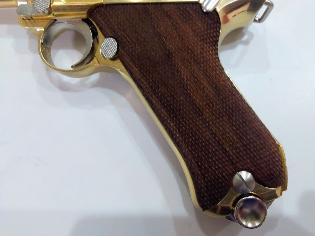 マルシン 金属製モデルガン LUGER P08 MARINE 木製グリップ