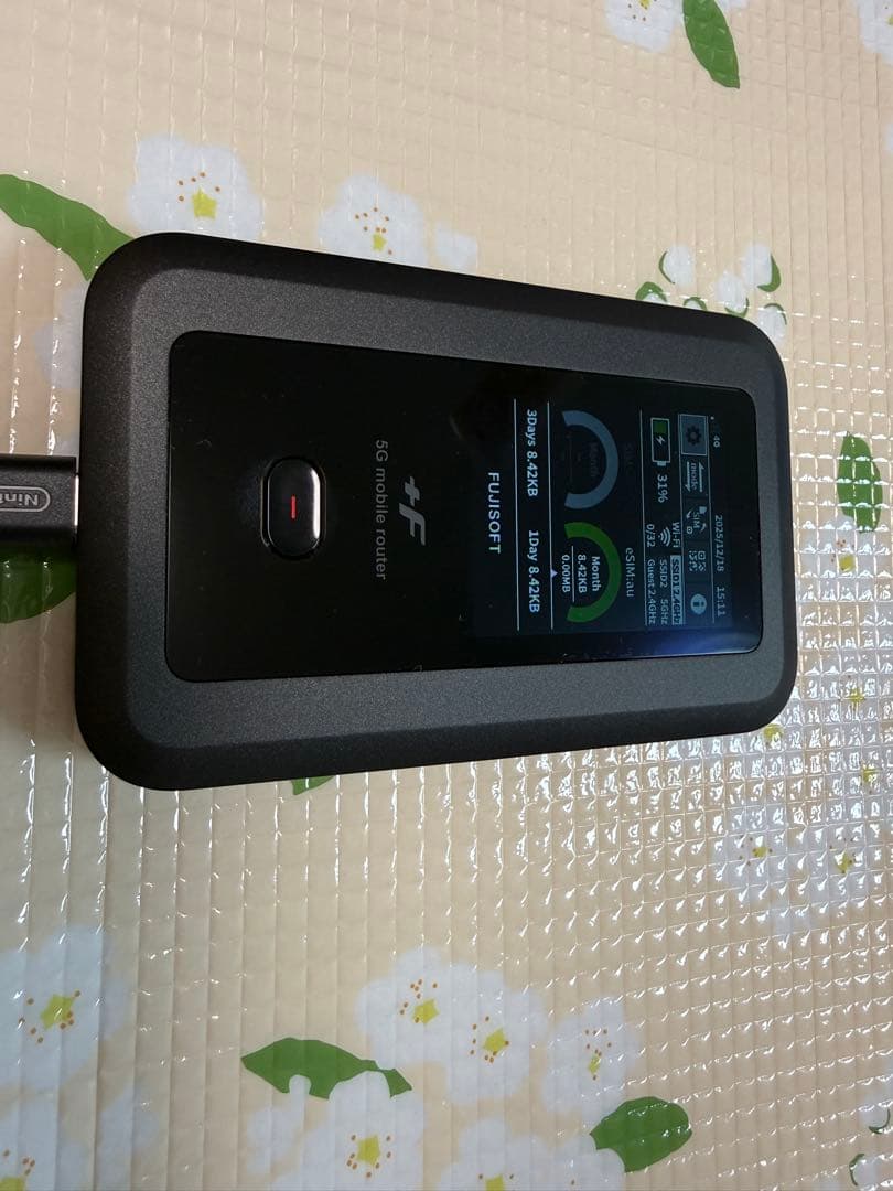 富士ソフト　fs050w 5G モバイルルーター