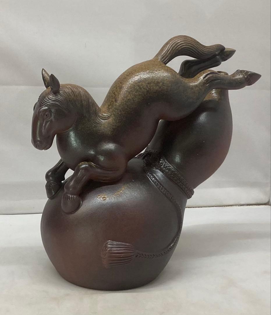 B480b「備前干支置物 午」安土窯　共箱　備前焼　令8年干支　瓢箪から駒