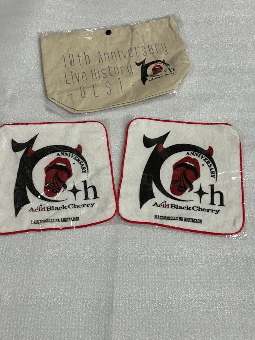 Acid Black Cherry ⑥カップ&ソーサー　ミニタオル、バッグ付