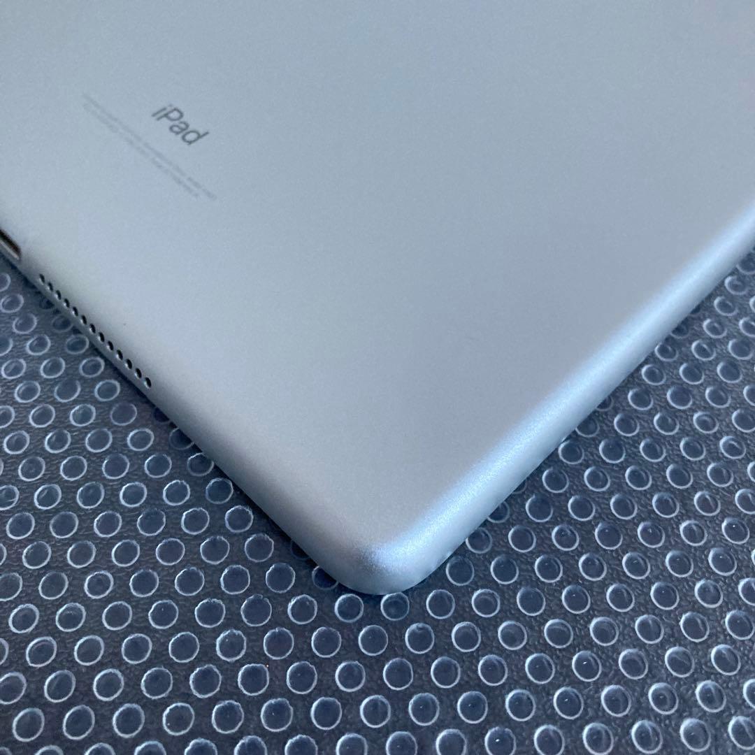 3169【早い者勝ち】iPad5 第5世代 32GB SIMフリー☆