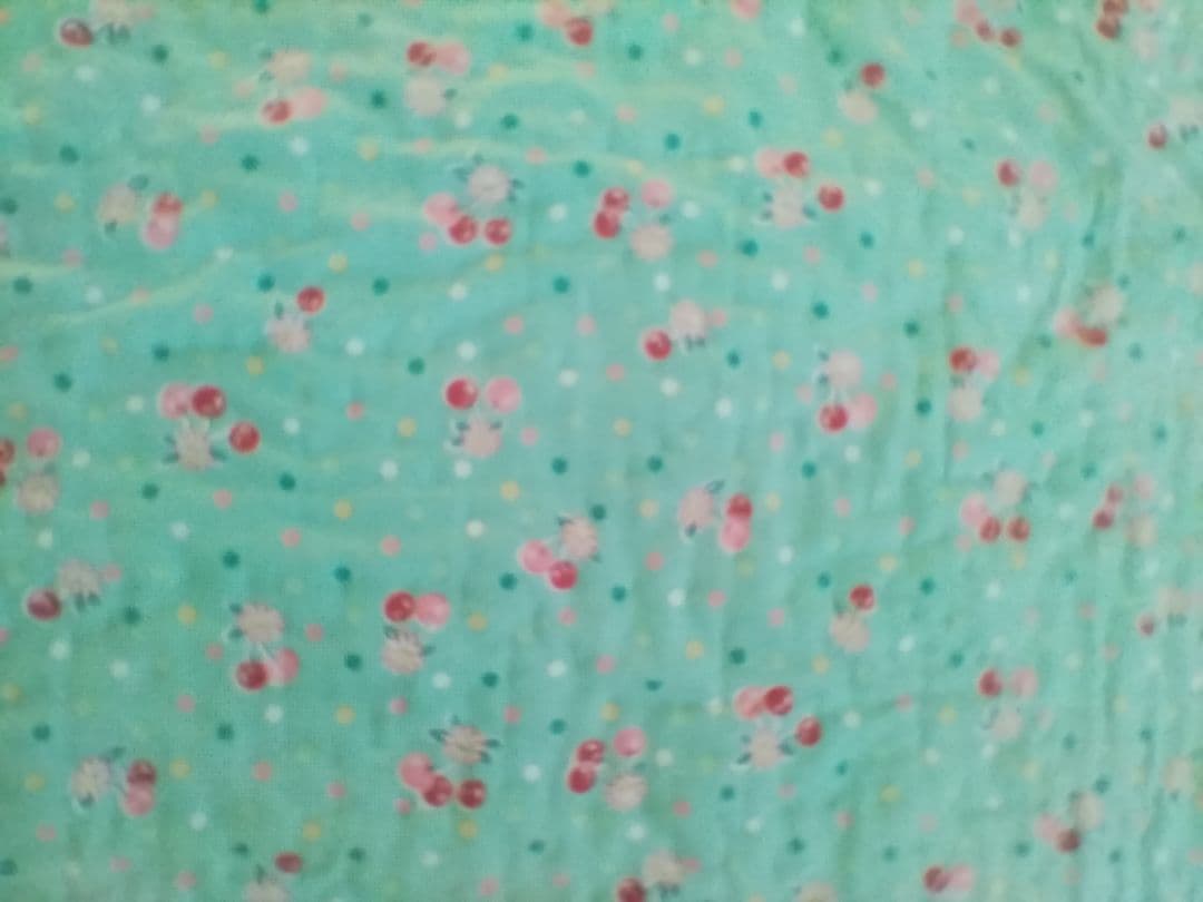 もちまるパッチワークタペストリー