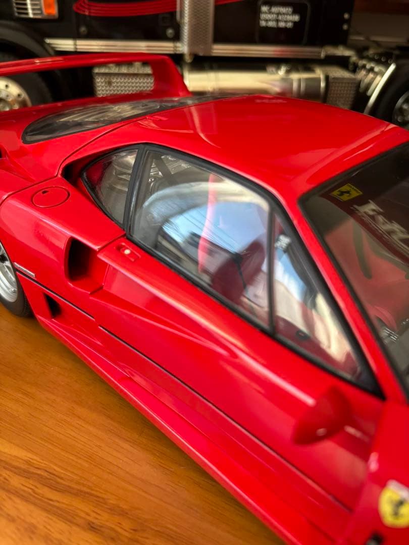 Ferrari F40 1/12赤