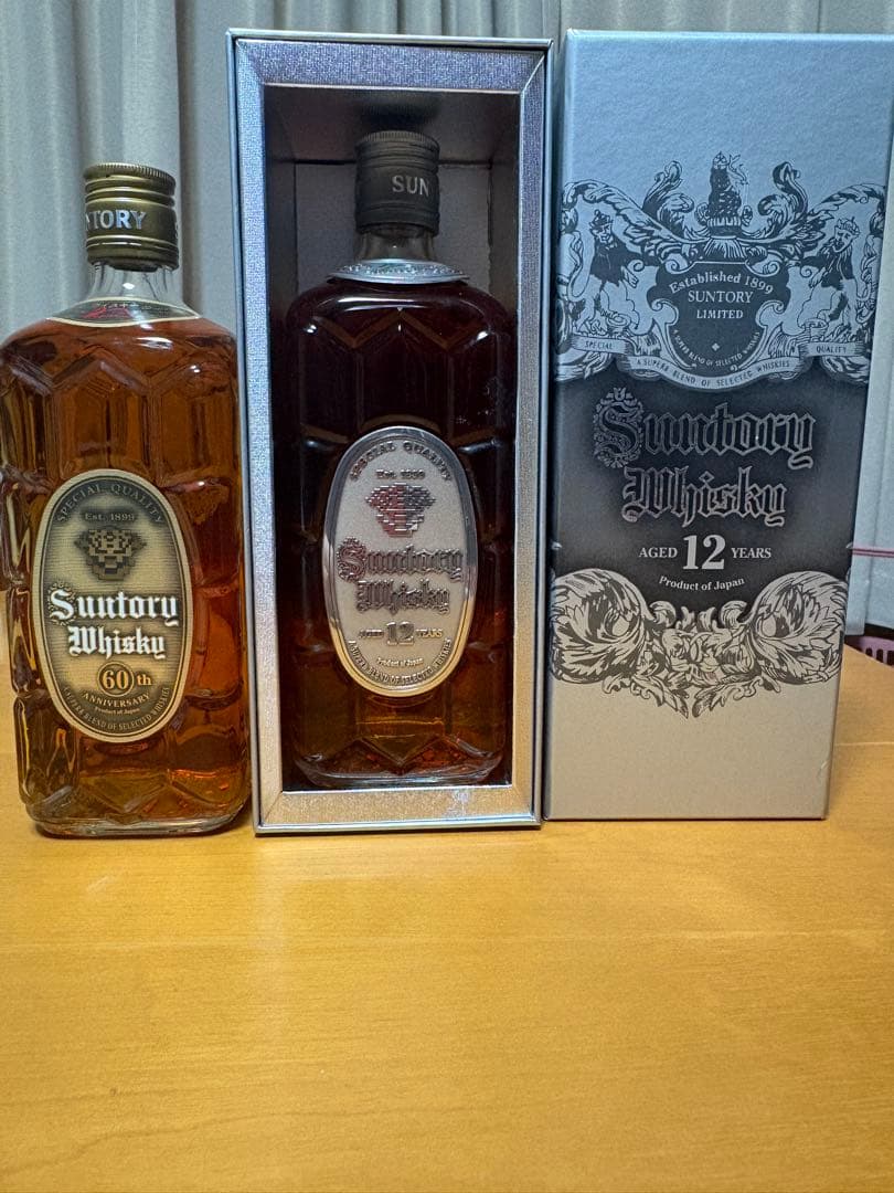 サントリーウイスキー 銀の特角＆60周年特角