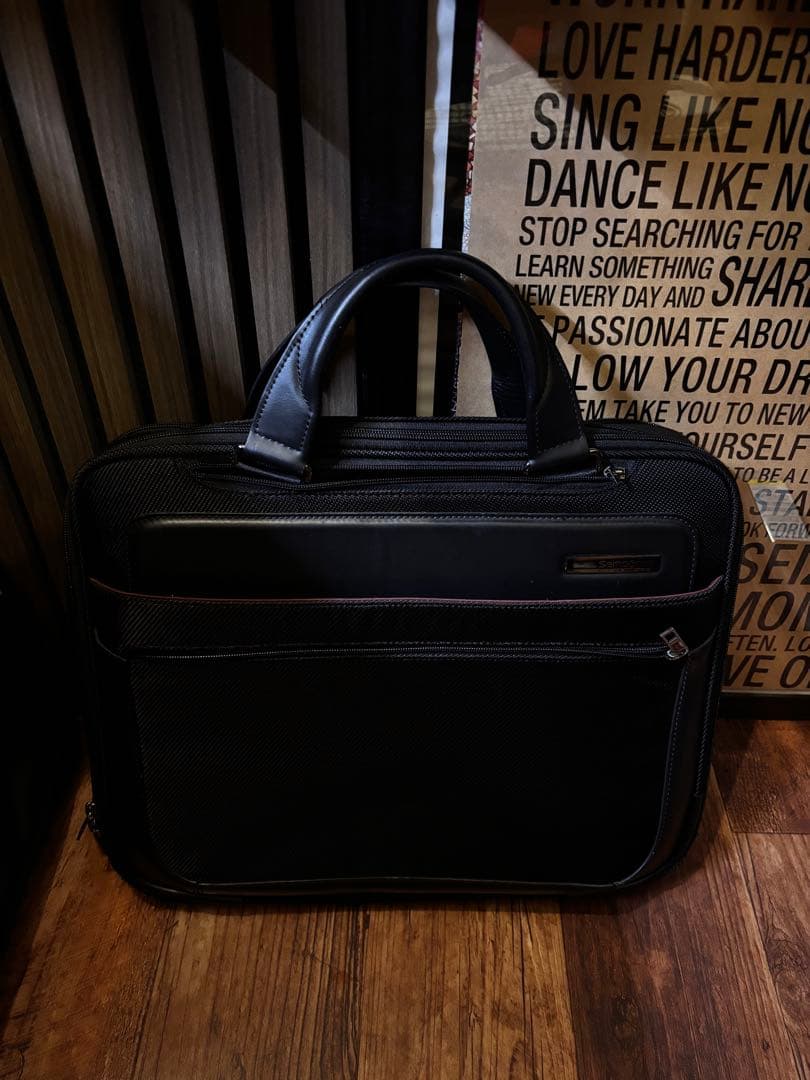 サムソナイト　samsonite BLACK LABEL 最高級キャリーバッグ
