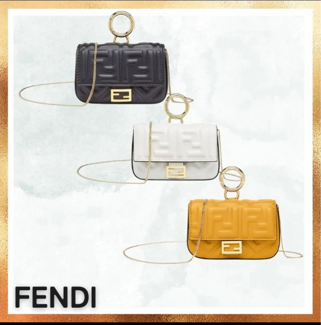 fendi ナノ　バケット　チャーム　ミニウォレット