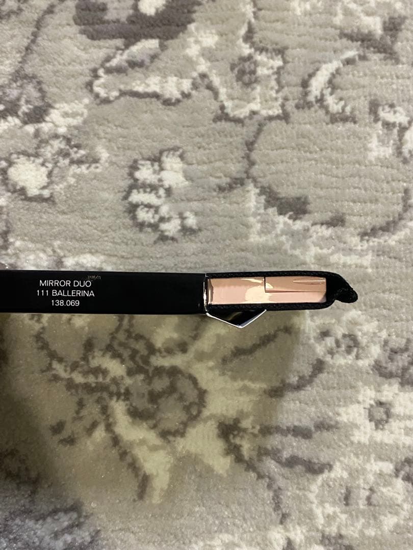 CHANEL ミロワールドゥーブルファセット 111ピンク ダブルミラー