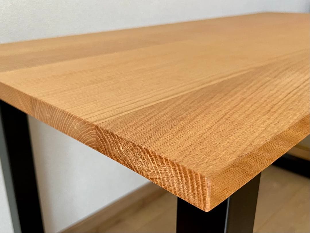 マスターウォール　ワイルドウッドダイニングテーブル　書斎用