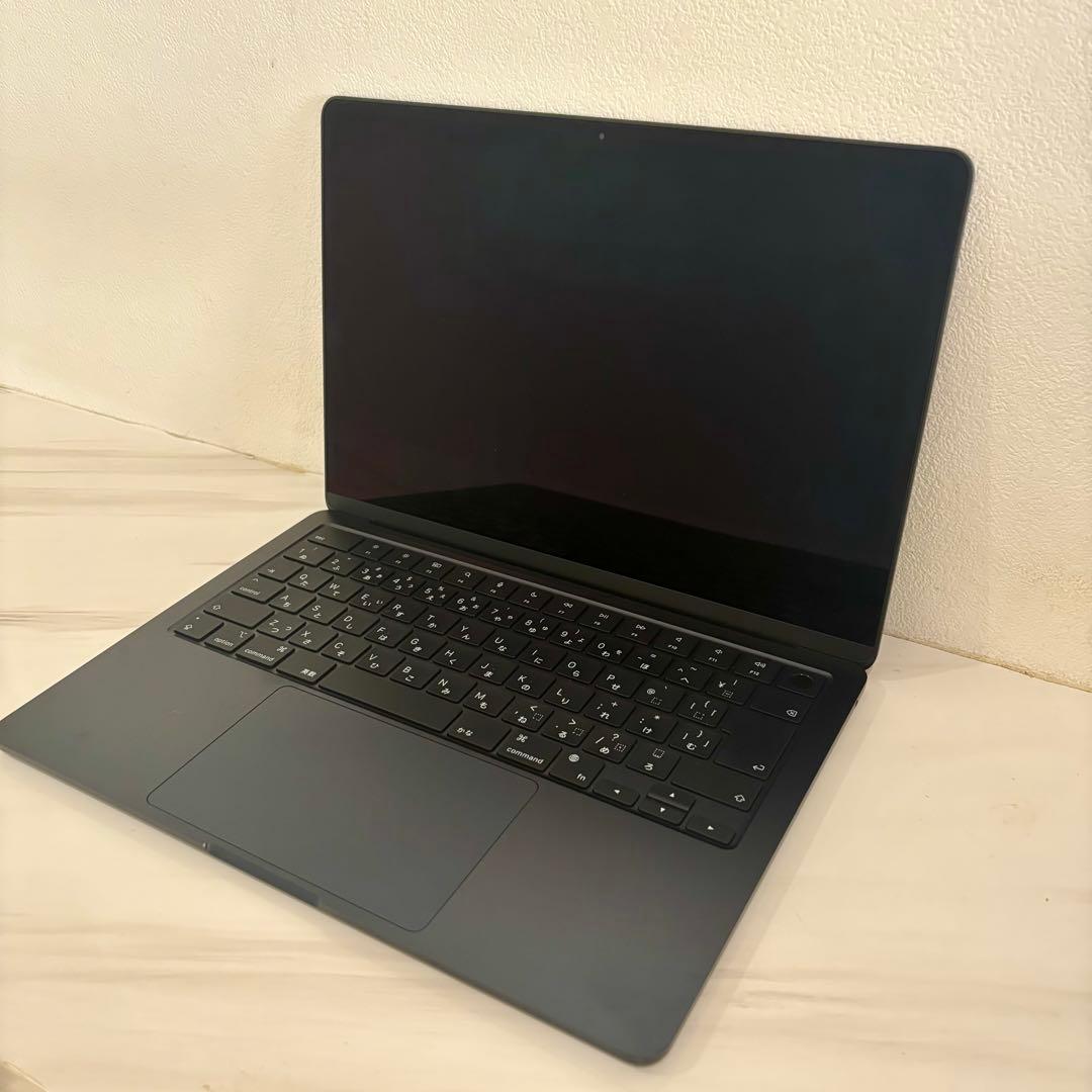 美品/M2/13インチ/MacBook Air/SSD256GB/メモリ8GB