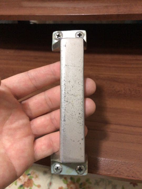 小田急乗務員室　助手席側の握り取っ手